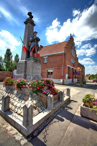 nouveau-monument-aux-morts-de-fletre